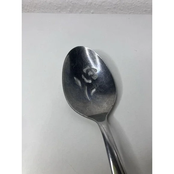 Oneida Community Flatware Pierced Serving Tablespoon Rose Shadow - Picture 3 of 8